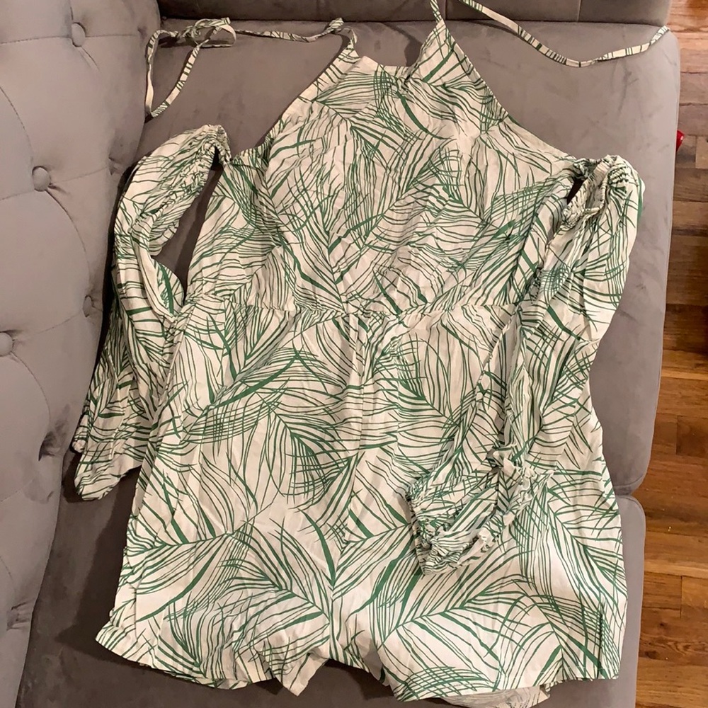 Leaf patterned romper